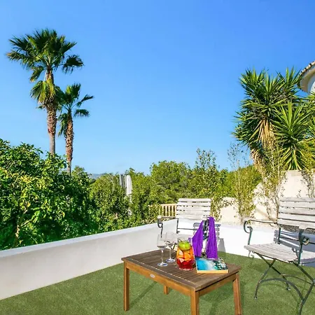 Villa Kmar By